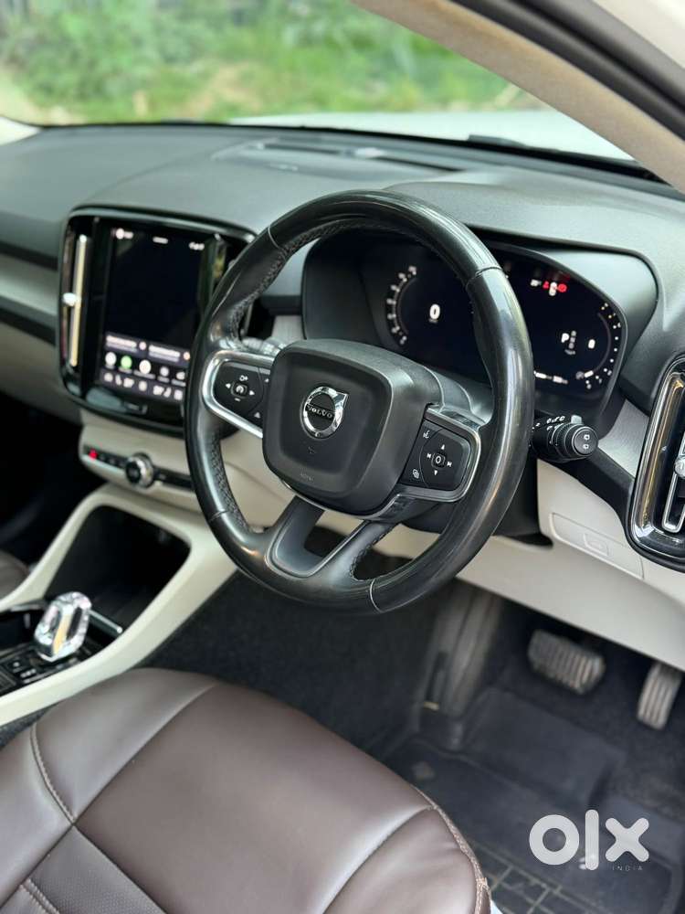 Volvo Xc40 D4 Inscription, 2022, Petrol