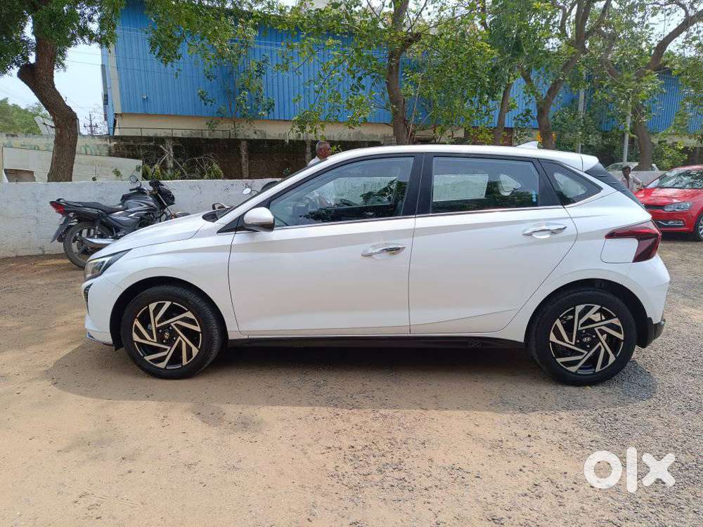 Hyundai I20 Asta 1.2 O With Sunroof, 2024, Petrol