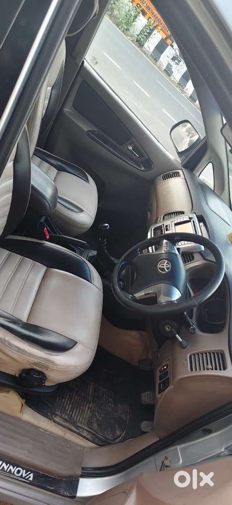 Toyota Innova 2.5 V 7 Str, 2015, Diesel