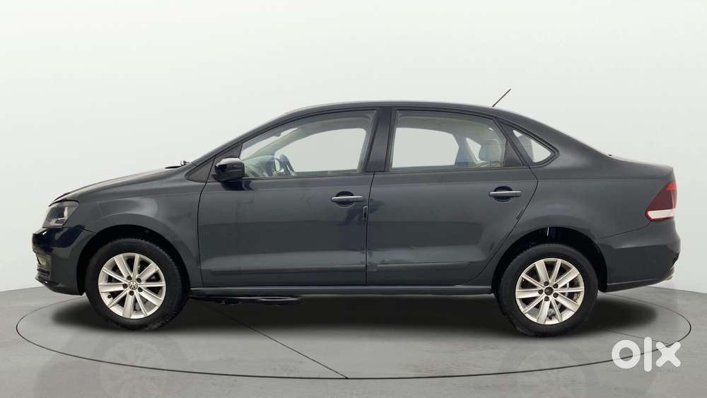 Volkswagen Vento 1.2 Highline Plus At 16 Alloy, 2016, Petrol