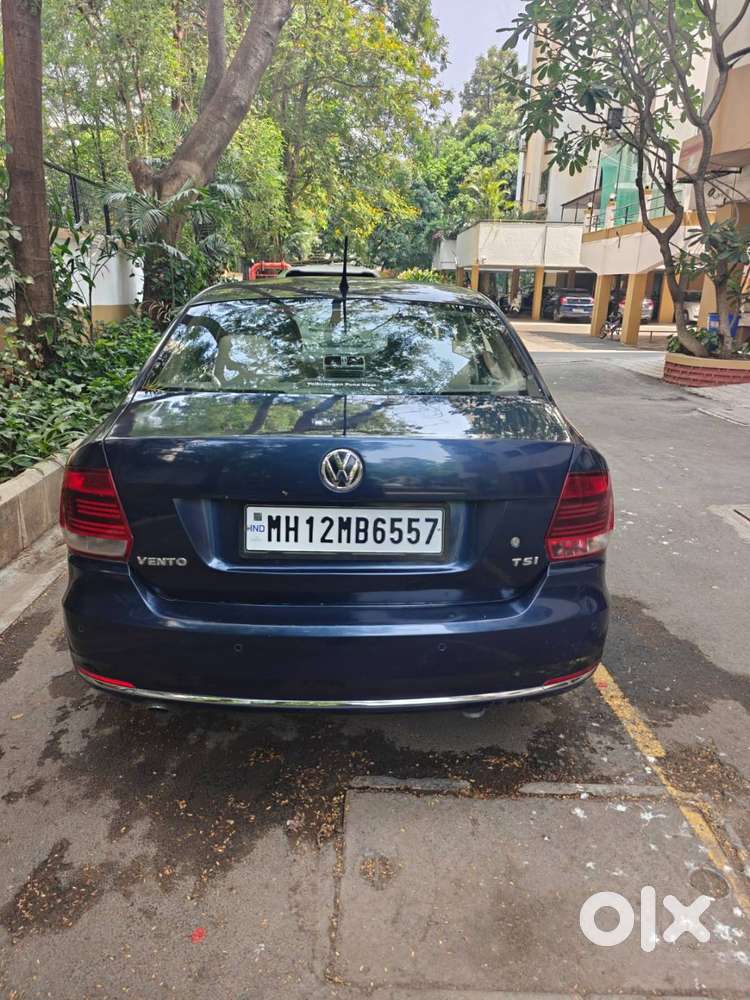 Volkswagen Vento Tsi Dsg (2015)  Automatic - Petrol + Cng  72,130 K
