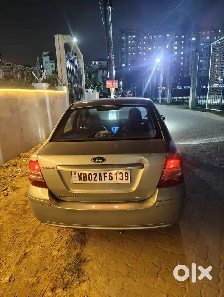 Ford Fiesta Classic 2014 Petrol L Premium Sedan I Excellent Condition.