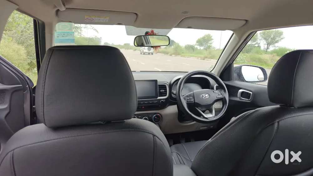 Hyundai Venue S 1.2 Petrol  Dec 2022  1st Owner  40,000 Km