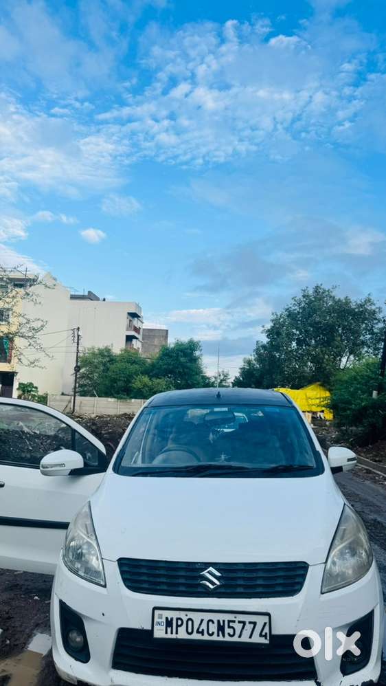 Maruti Suzuki Ertiga Diesel 2014 Well Maintained