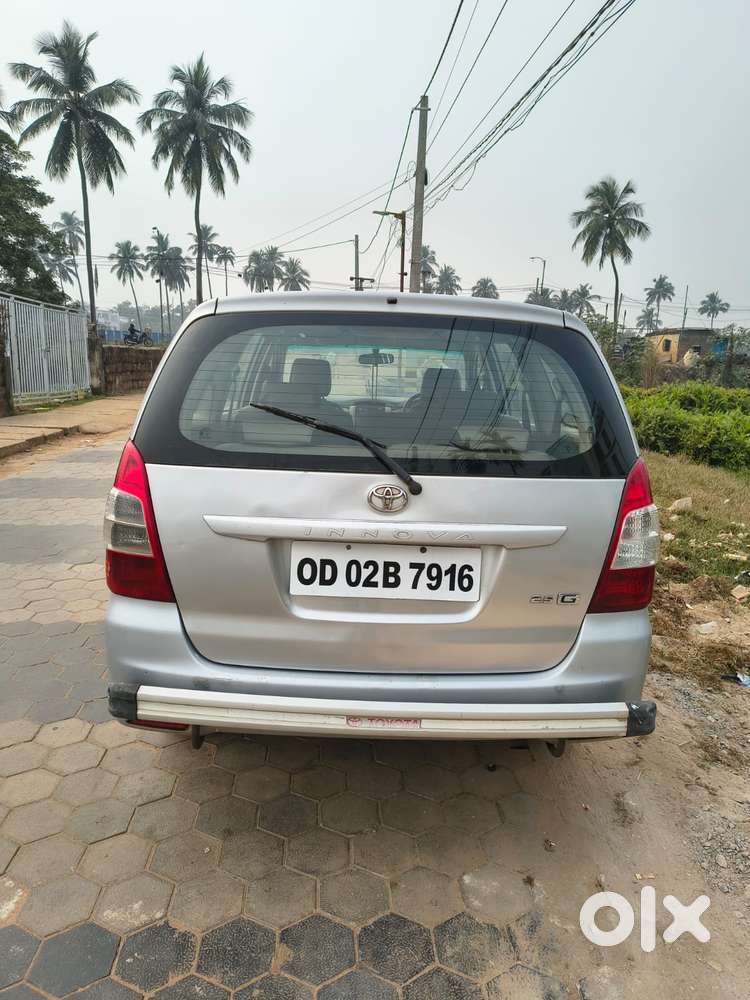 Toyota Innova 2.5 G (diesel) 8 Seater, 2012, Diesel