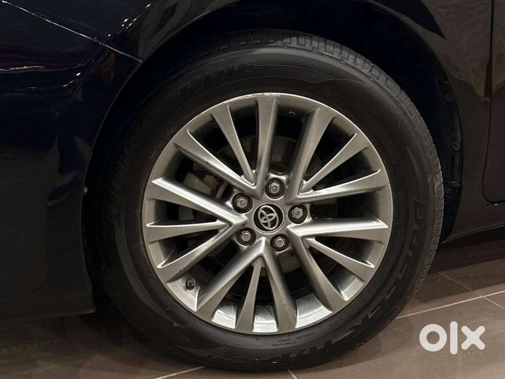 Toyota Camry Hybrid, 2018, Petrol
