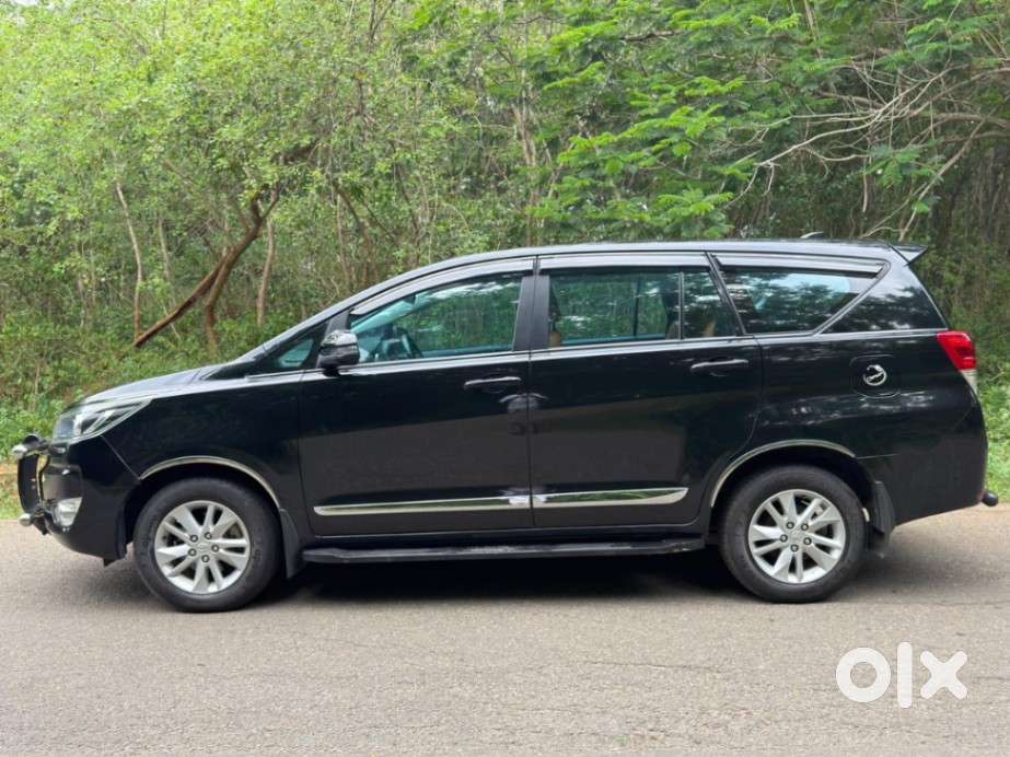 Toyota Innova Crysta 2.4 Gx Limited Edition 7 Str, 2023, Diesel