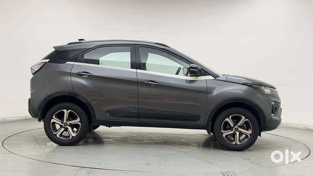 Tata Nexon 1.2 Revotron Xza Plus, 2021, Petrol