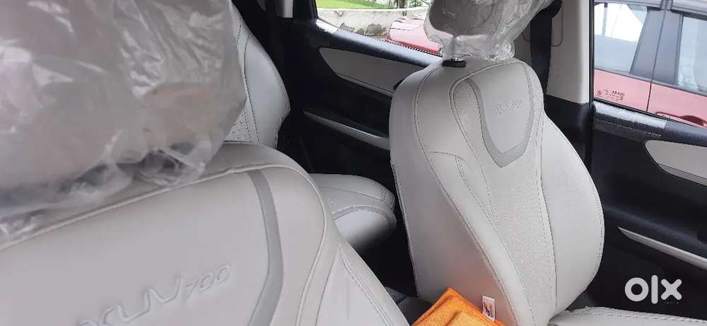 Mahindra Xuv700 2022 Variant Petrol Manual