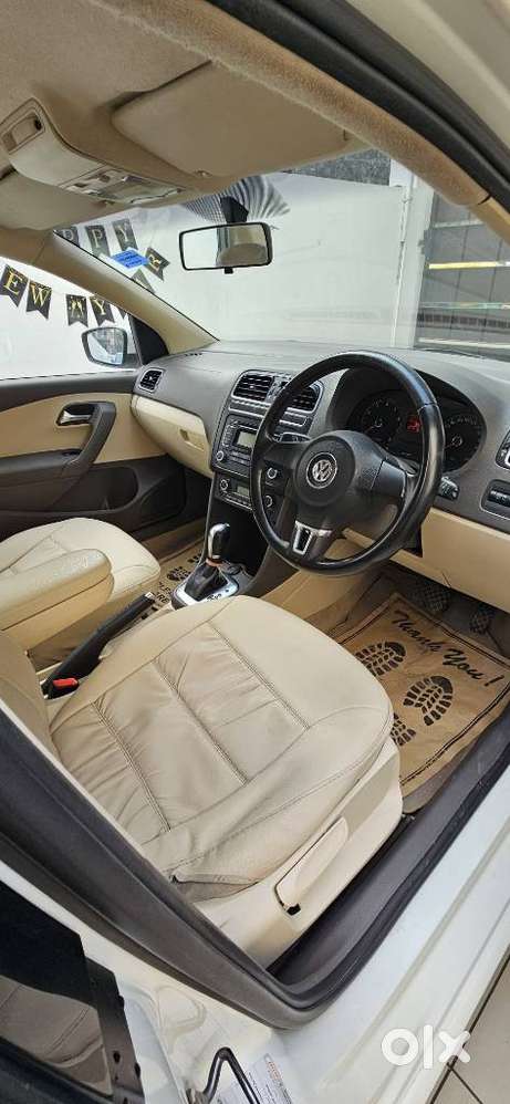 Volkswagen Vento 1.5 Highline Plus At 16 Alloy, 2011, Petrol