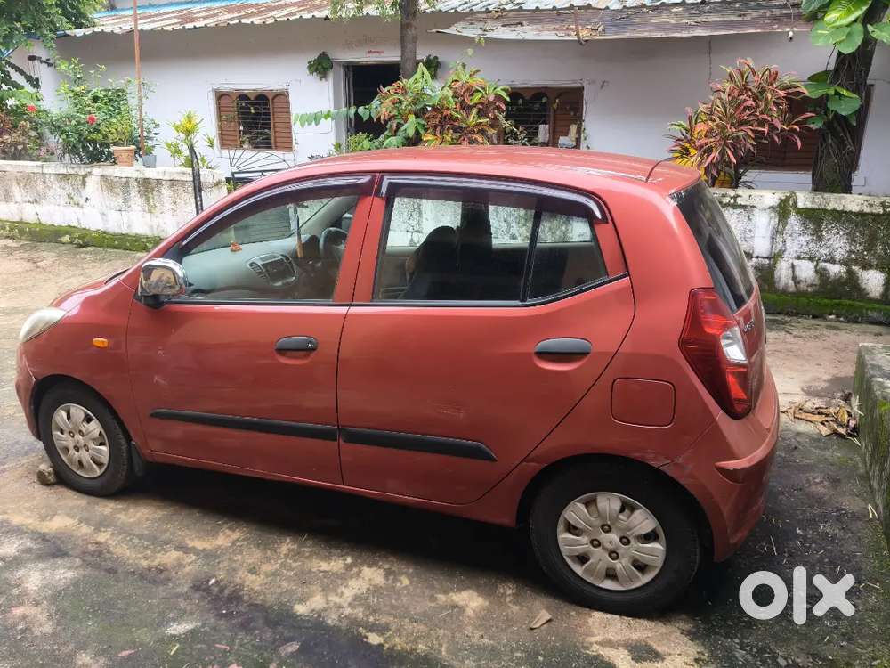 Hyundai I10 2011 पेट्रोल ऑटोमैटिक