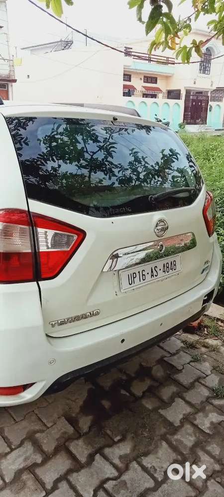 Nissan Terrano 2014 Diesel 100000 Km Driven
