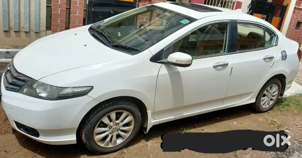 Honda City Ivtec Topend Sunroof Petrol Infotainment System