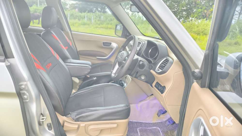 Mahindra Tuv 300 T8, 2015, Diesel