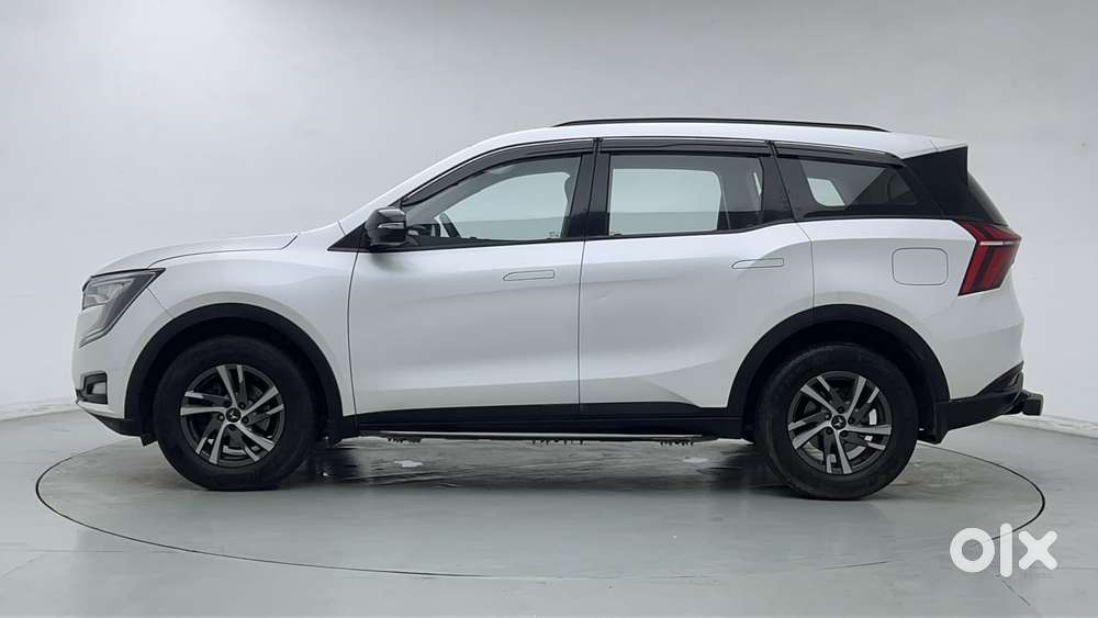 Mahindra Xuv700 2.2 Ax 5 Diesel At Str, 2023, Diesel