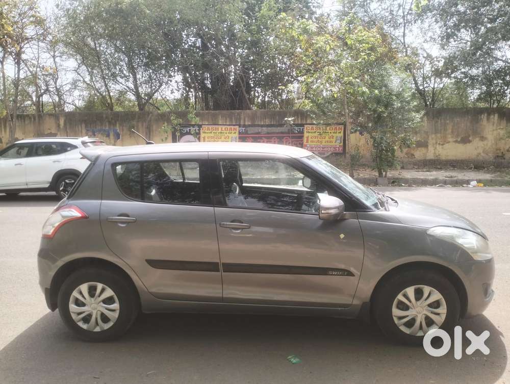 Maruti Suzuki Swift Vxi + Manual, 2013, Petrol