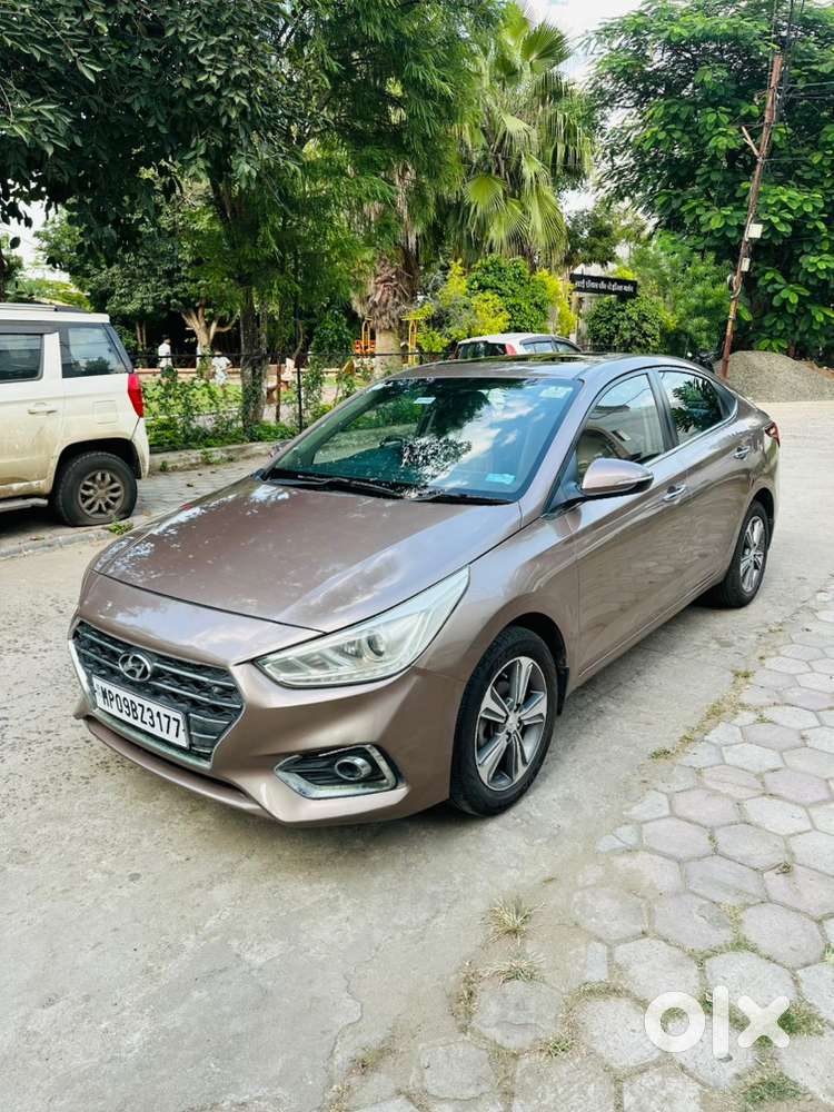 Hyundai Verna 1.6d Sx(o) Top Model Sunroof Ventilated Seats New Tyre