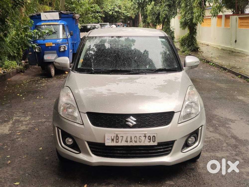 Maruti Suzuki Swift Vxi 1.2 Abs Bs-iv, 2017, Petrol