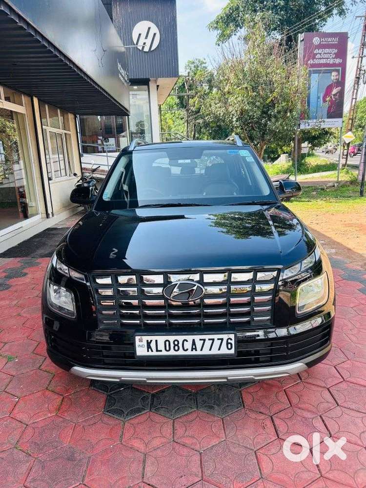 Hyundai Venue 1.2 S (o), 2023, Petrol
