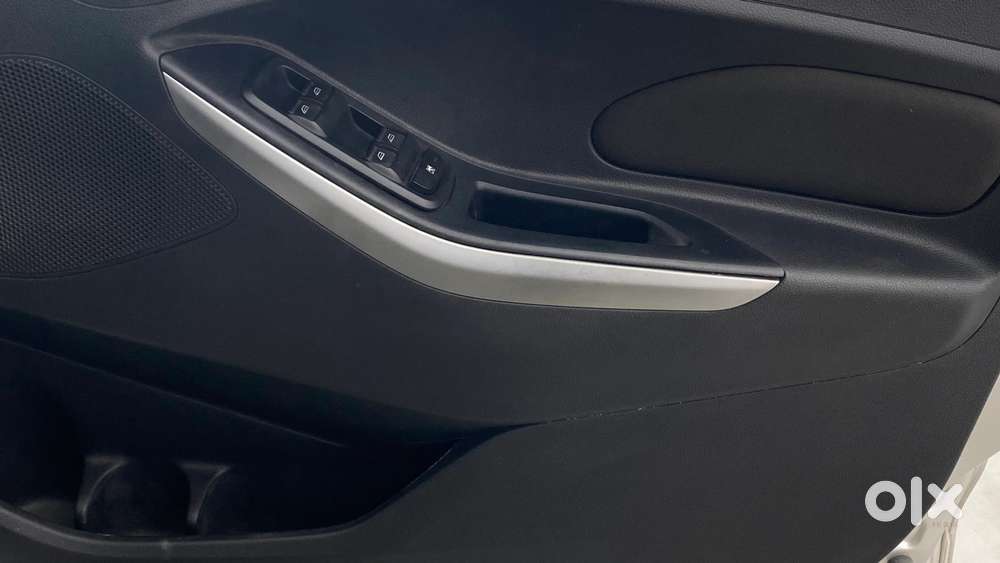 Ford Figo Aspire Titanium Plus At Petrol, 2017, Petrol