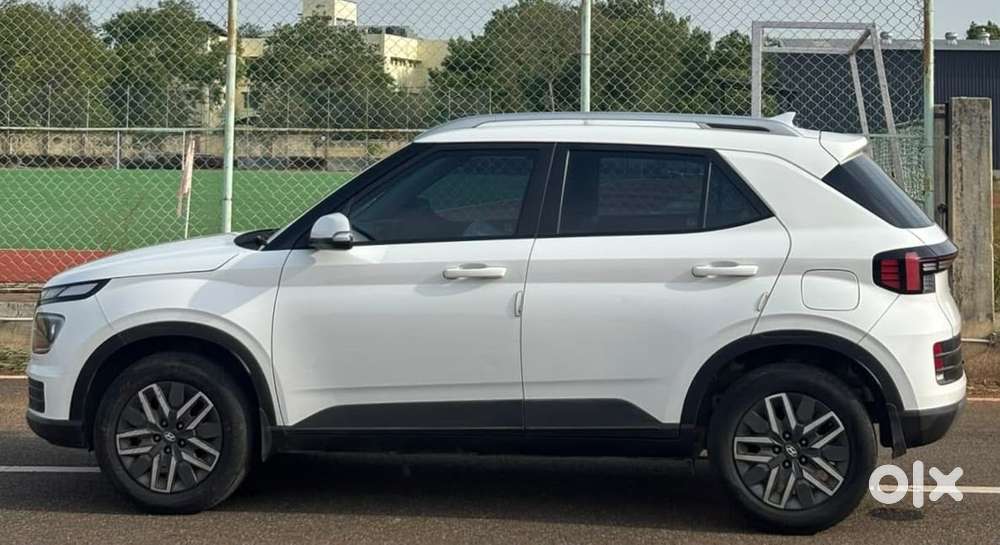 Hyundai Venue 1.2 S Plus, 2022, Diesel