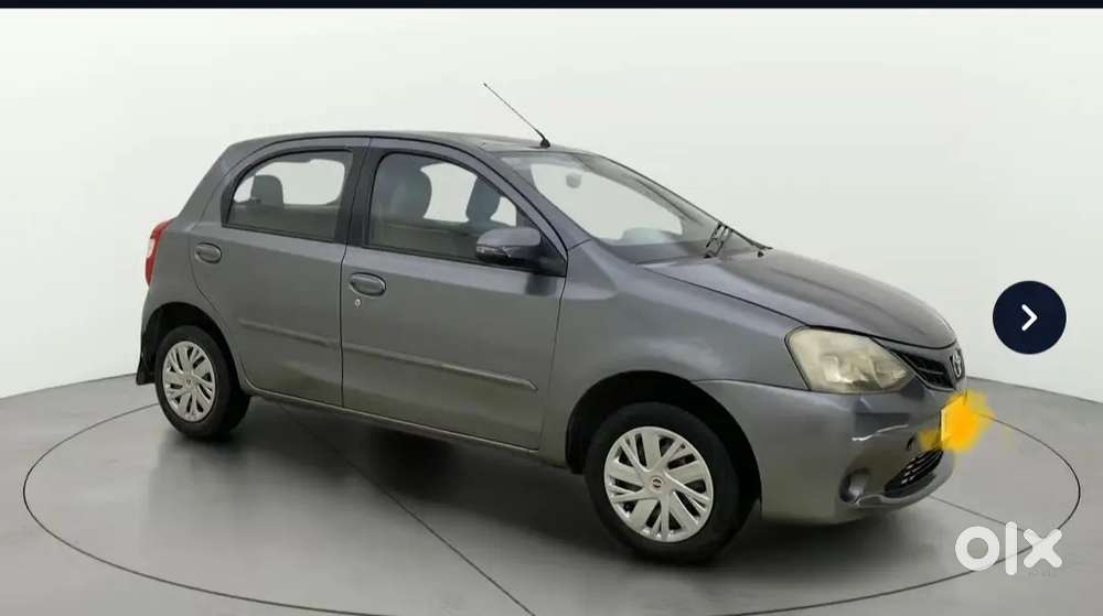 Toyota Etios V Petrol 2015 Variant