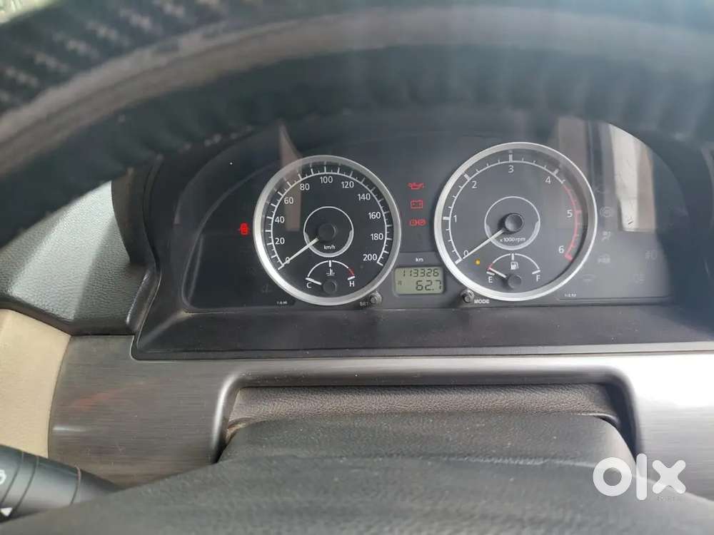 Tata Safari Storme 2014