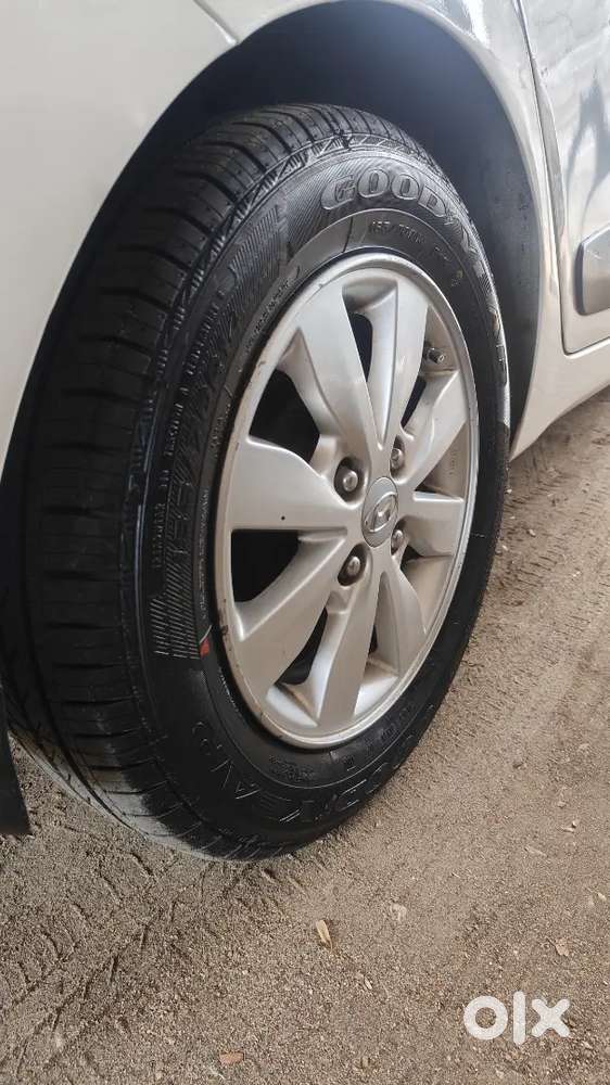 Hyundai Xcent 2016