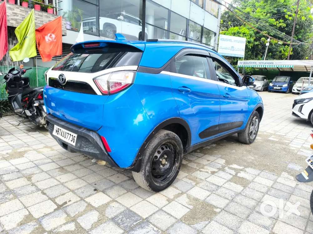 Tata Nexon 1.2 Revotron Xz, 2018, Petrol