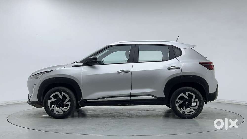 Nissan Magnite 1.0 Xv Turbo Cvt, 2022, Petrol