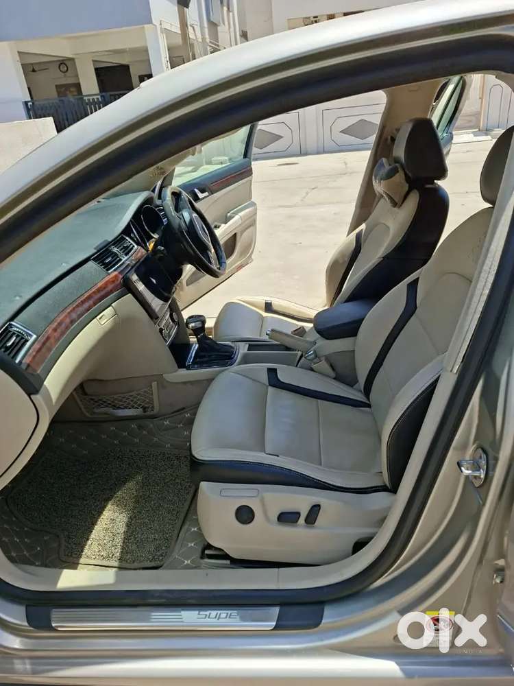 Skoda Superb Elegance 2014 Automatic Diesel