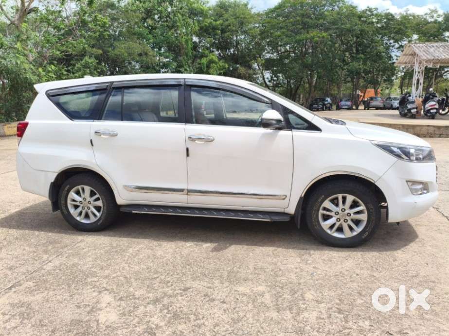 Toyota Innova Crysta 2.4 G Mt 7 Str, 2020, Diesel