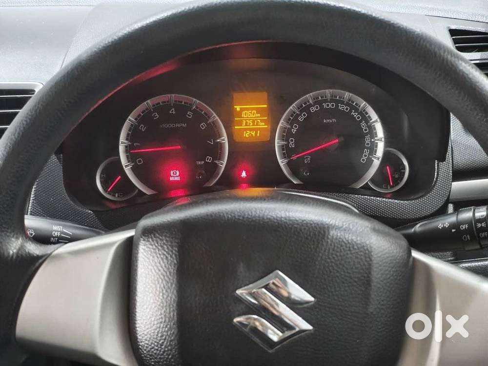 Maruti Suzuki Swift Vxi Deca, 2013, Petrol