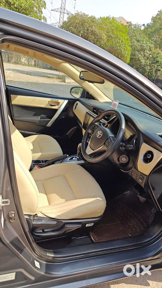 Toyota Corolla Altis 1.8 G Cvt, 2017, Petrol