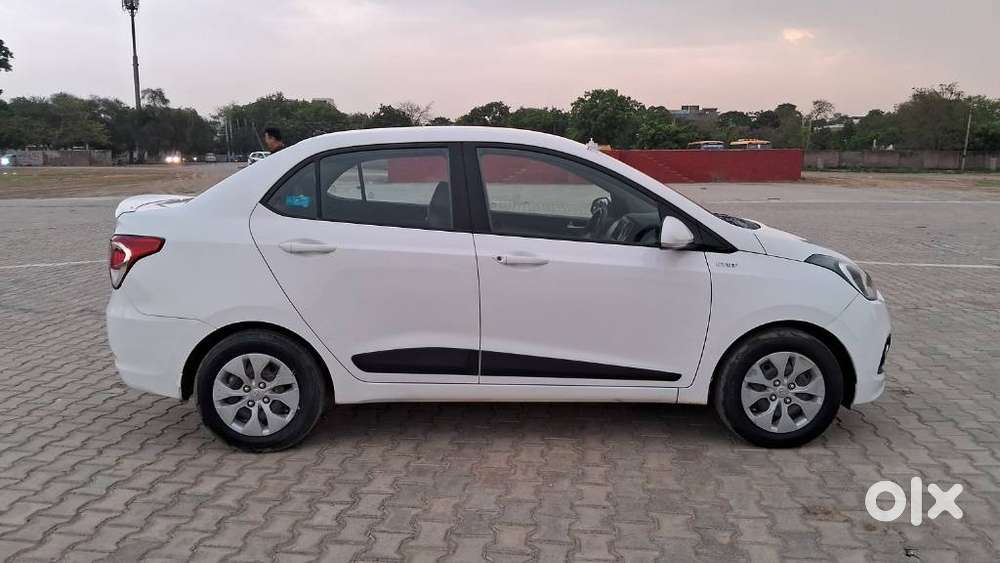 Hyundai Xcent, 2017, Petrol