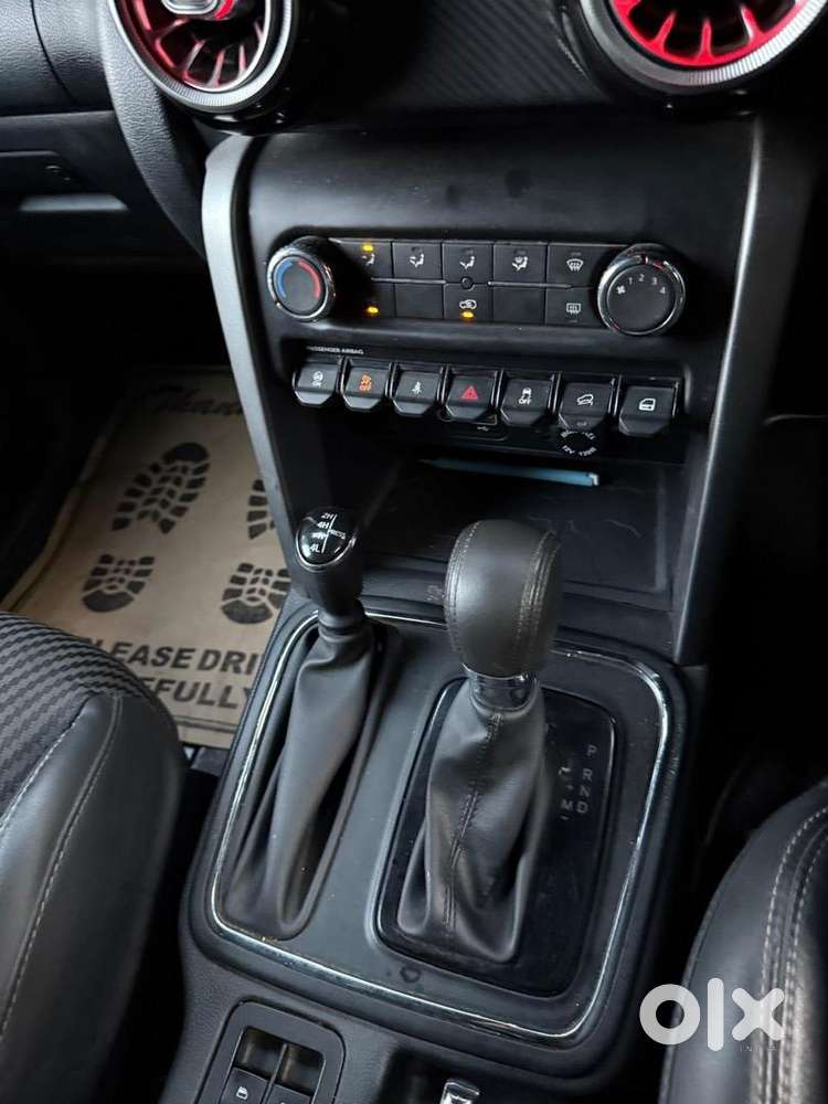 Mahindra Automatic Petrol 2022 Car