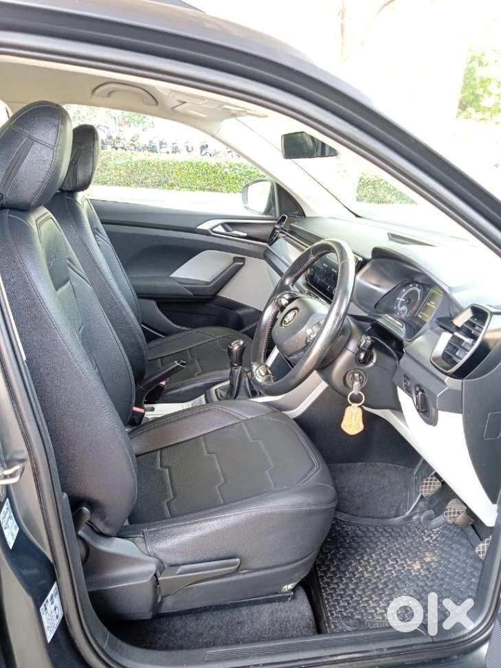 Skoda Kushaq Ambition 1.0l Tsi Mt, 2023, Petrol