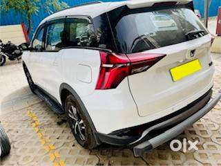 Mahindra Xuv700 Ax5 Petrol Auto 2024