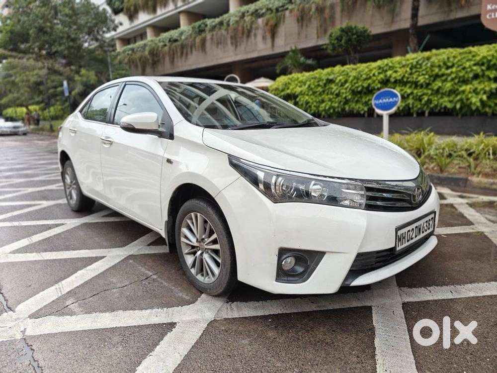 Toyota Corolla Altis 2013-2017 Vl At, 2015, Petrol