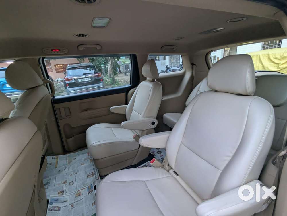 Kia Carnival Premium, 2021, Diesel