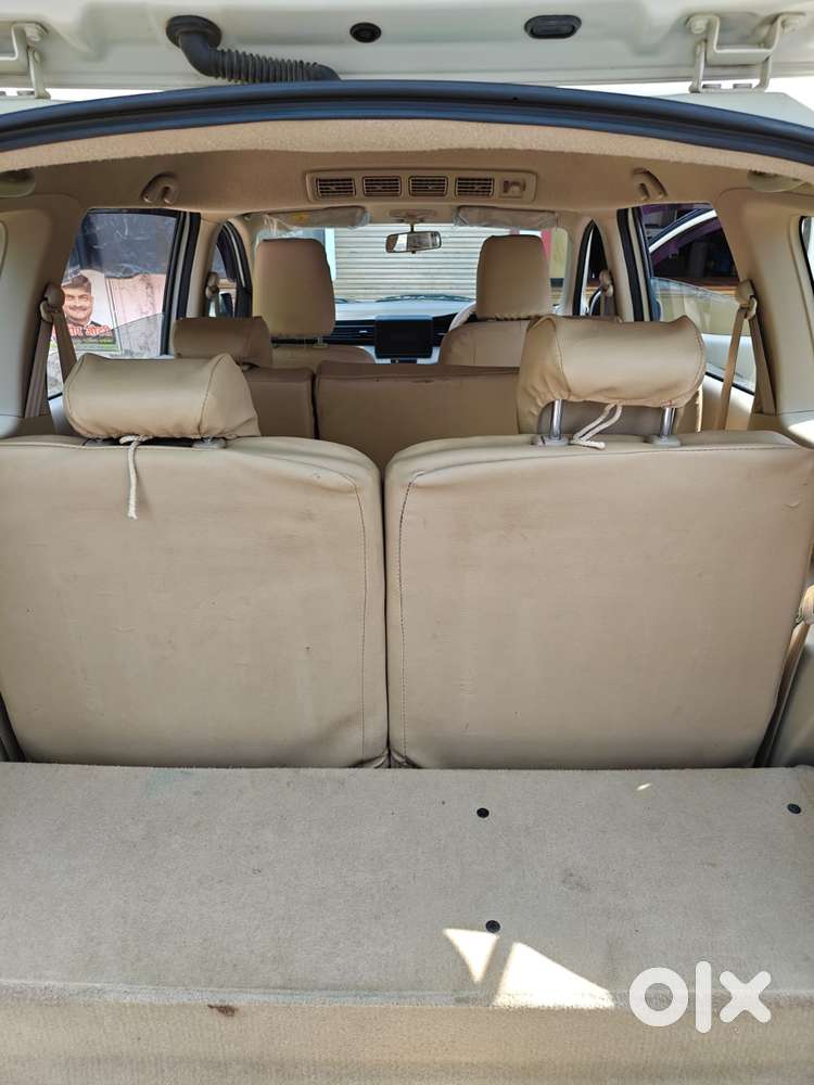 Maruti Suzuki Ertiga Vxi At Petrol, 2021