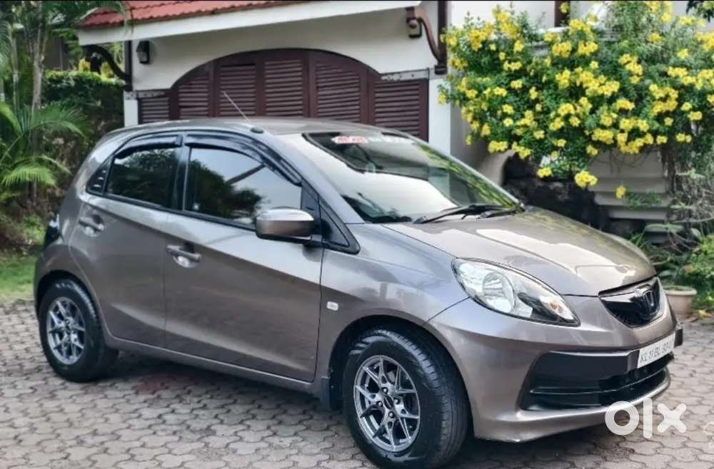 Honda Brio 2013 Petrol Steel Grey