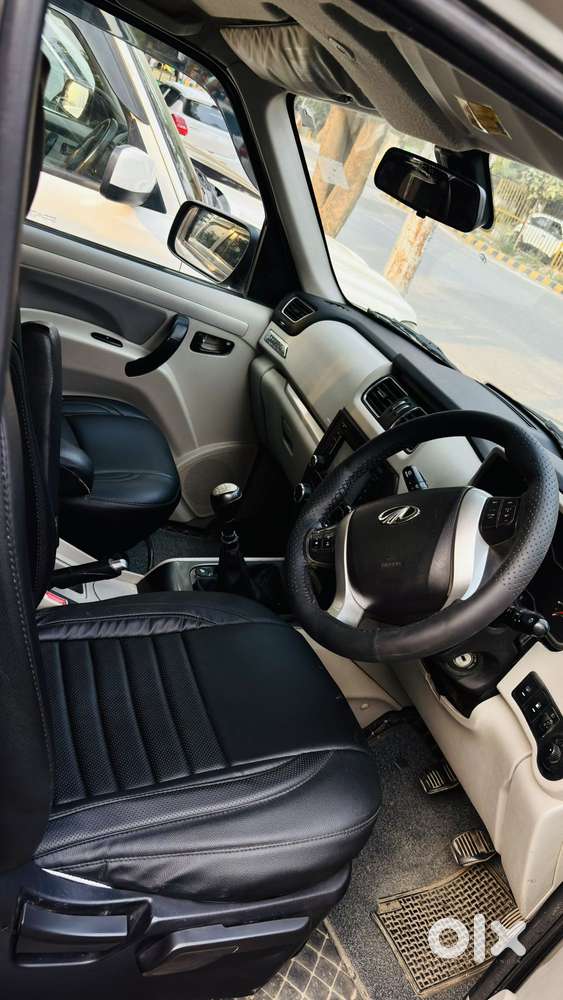 Mahindra Scorpio S10 7 Seater, 2015, Diesel