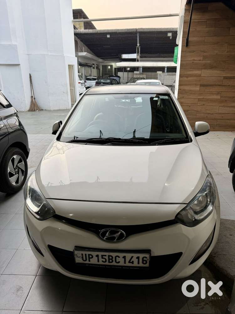 Hyundai I20 Sportz 1.2 Bs-iv, 2012, Petrol