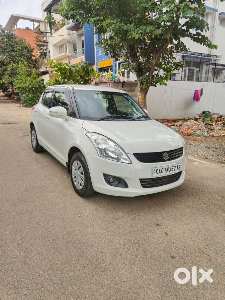 Maruti Suzuki Swift VXI, 2014, Petrol