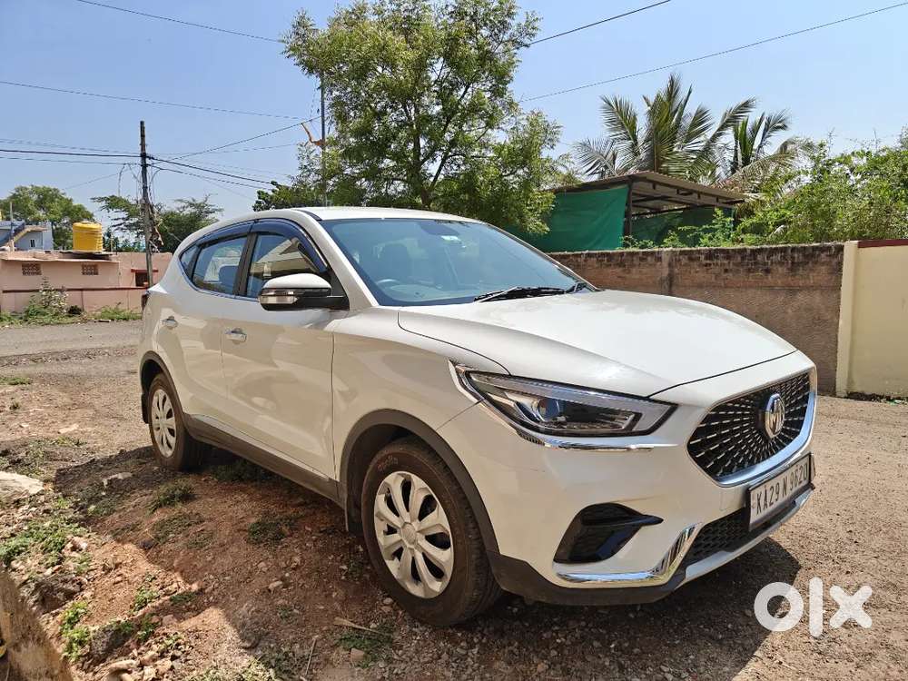 Mg Astor 2022 Petrol 11372 Km Driven