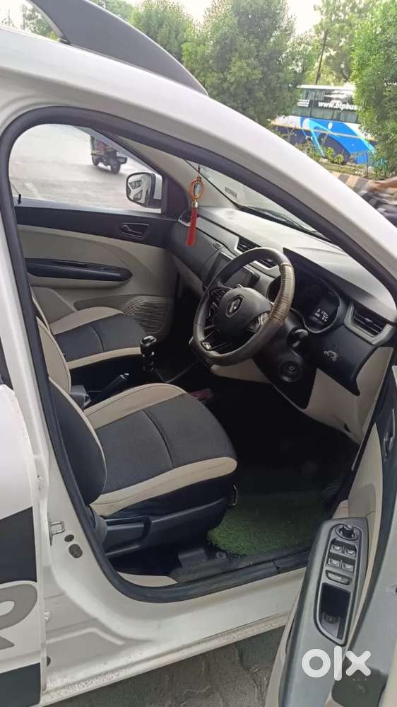 Renault Triber Rxt, 2021, Petrol