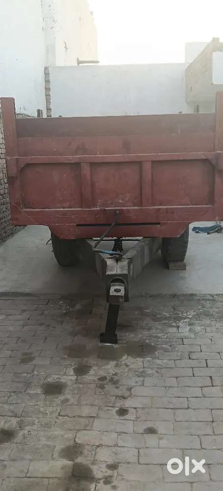 Trolley Bechni H Aur Chota Tractor Trolley Lena Hai