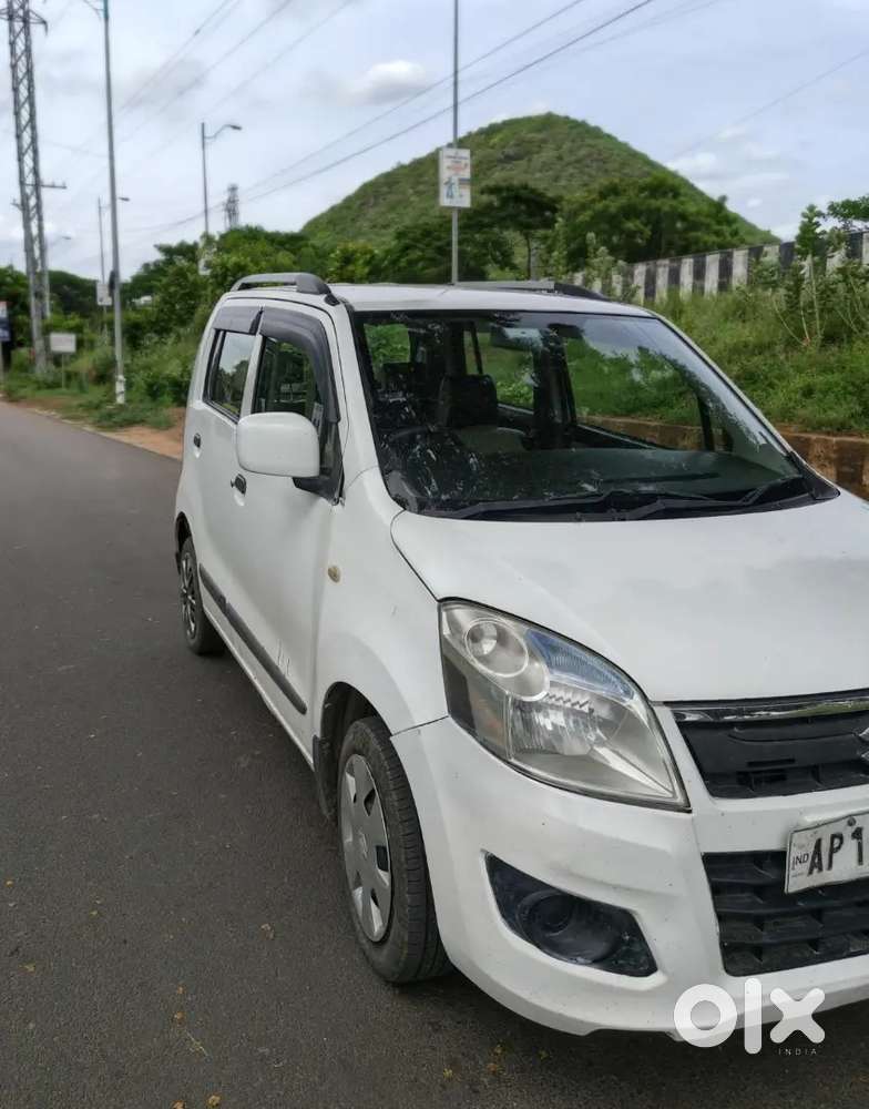 Maruti Suzuki Wagon R 1.0 2017 Petrol 124258 Km Driven