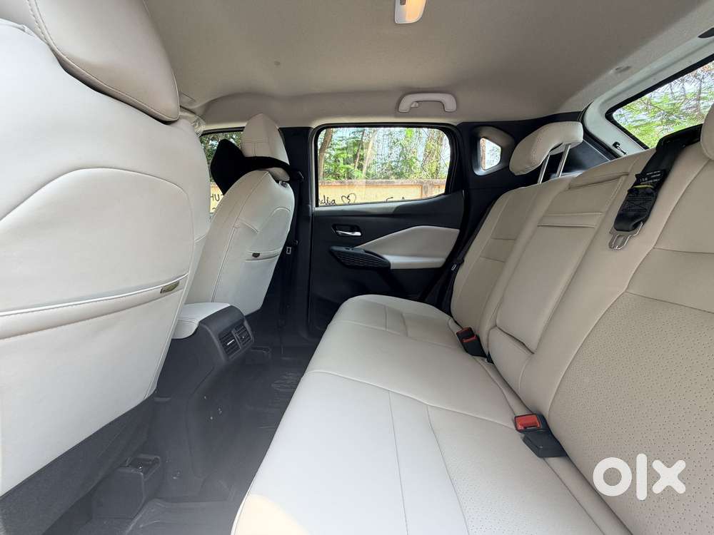 Nissan Magnite 1.0 Xv Turbo Cvt, 2026, Petrol